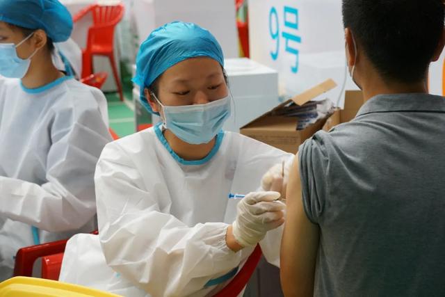 江门启动12至17岁人群新冠病毒疫苗接种工作