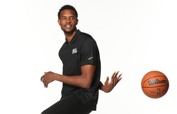 大一生日:2001年6月18日模板:保罗-加索尔/克里斯-波什关于埃文-莫