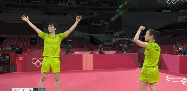 混双丢金许昕刘诗雯34不敌水谷隼伊藤美诚遗憾屈居亚军