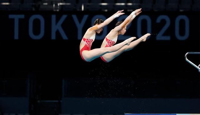 跳水梦之队正名!中国军团第8金到手,陈芋汐/张家齐绝对优势夺金休闲区蓝鸢梦想 - Www.slyday.coM 跳水梦之队正名!中国军团第8金到手,陈芋汐/张家齐绝对优势夺金休闲区蓝鸢梦想 - Www.slyday.coM