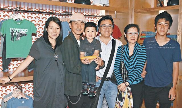 姜大卫支持26岁儿子入行演戏,父子首度同台演戏,给儿子演出50分休闲区蓝鸢梦想 - Www.slyday.coM