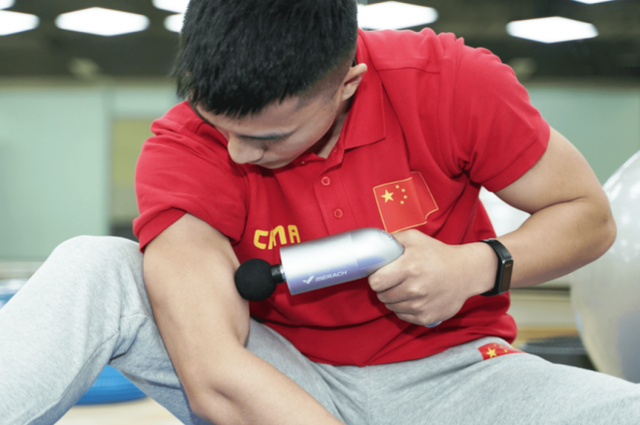 中国第九金杨倩杨浩然气步枪混合团体逆转夺冠麦瑞克背后助力