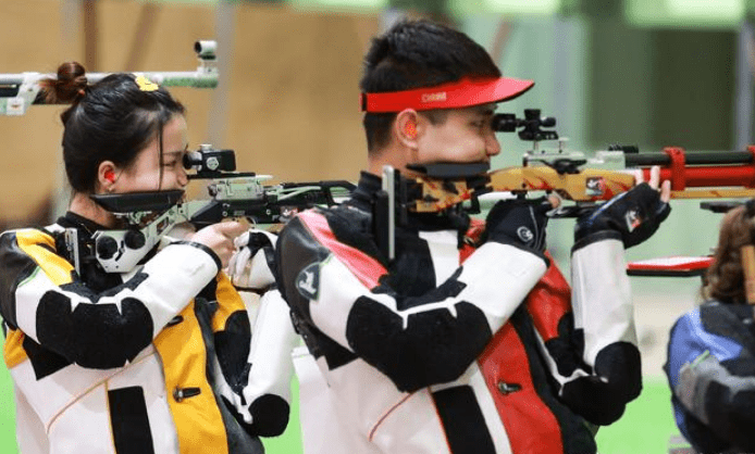 杨倩再次夺金，成为首位00后双金得主，偶像白敬亭在线祝贺！休闲区蓝鸢梦想 - Www.slyday.coM