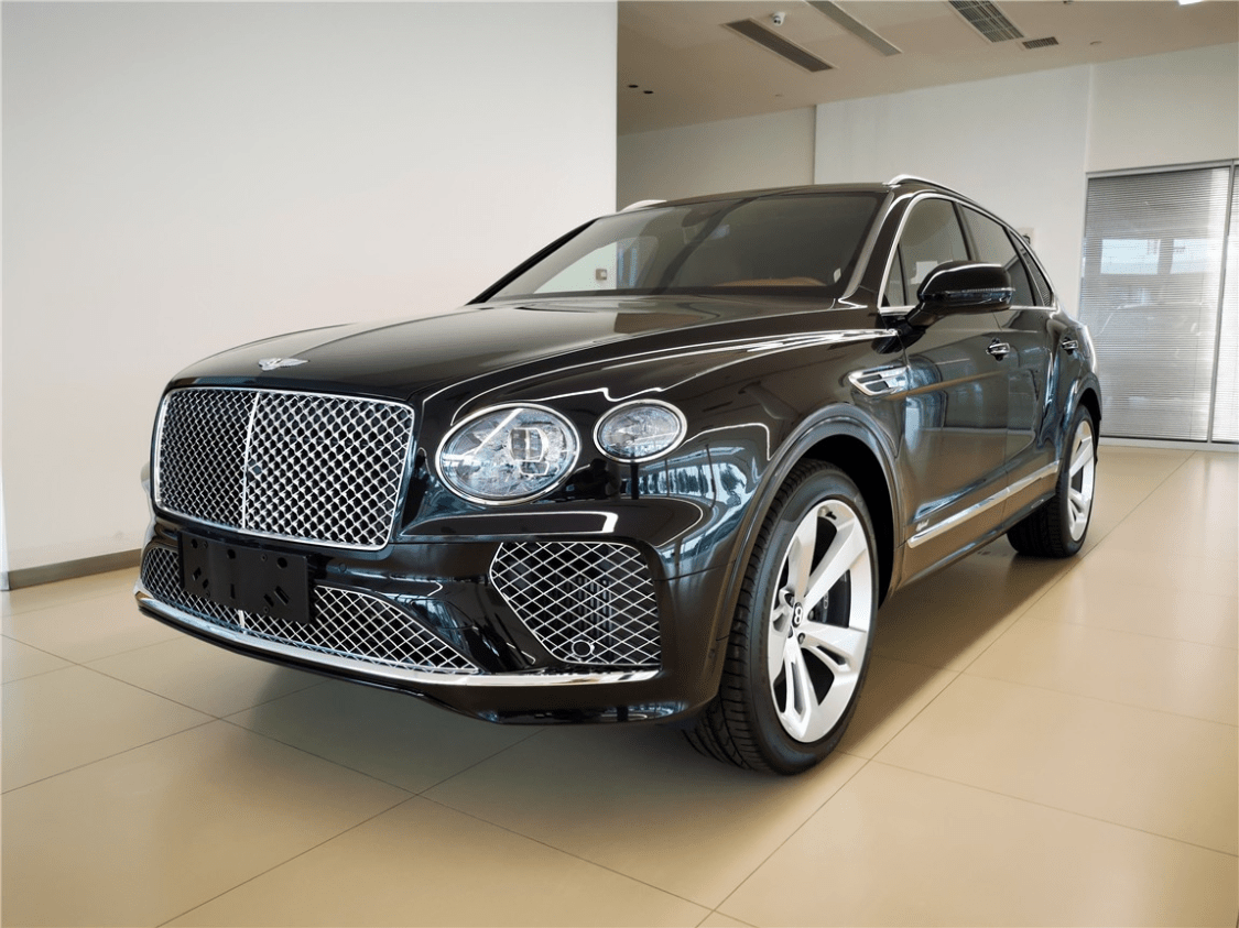 实拍宾利添越phev,3.0t v6 电动机,长度达到5125mm-新浪汽车