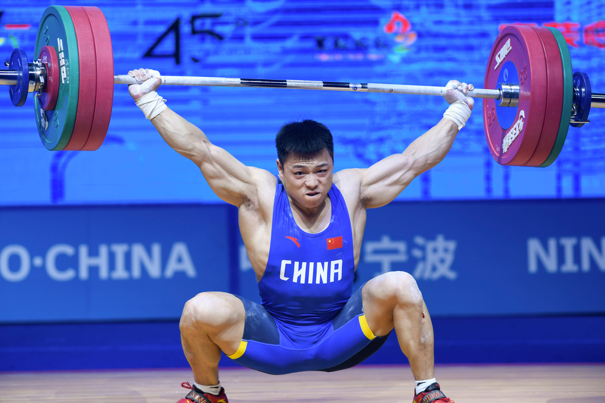 本该给谌利军的热搜,为何给了宁泽涛?