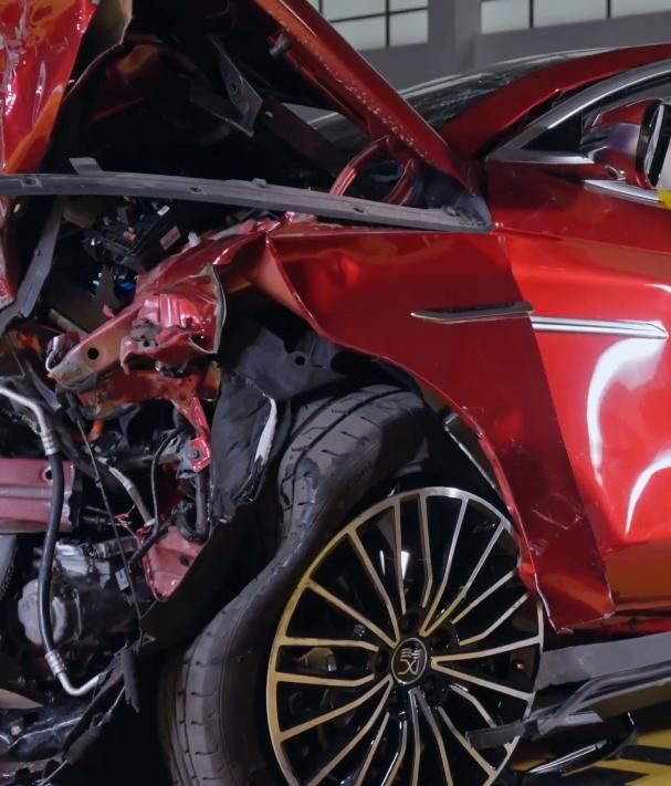 汉ev高速对撞后车损严重又"自燃"闹哪般?