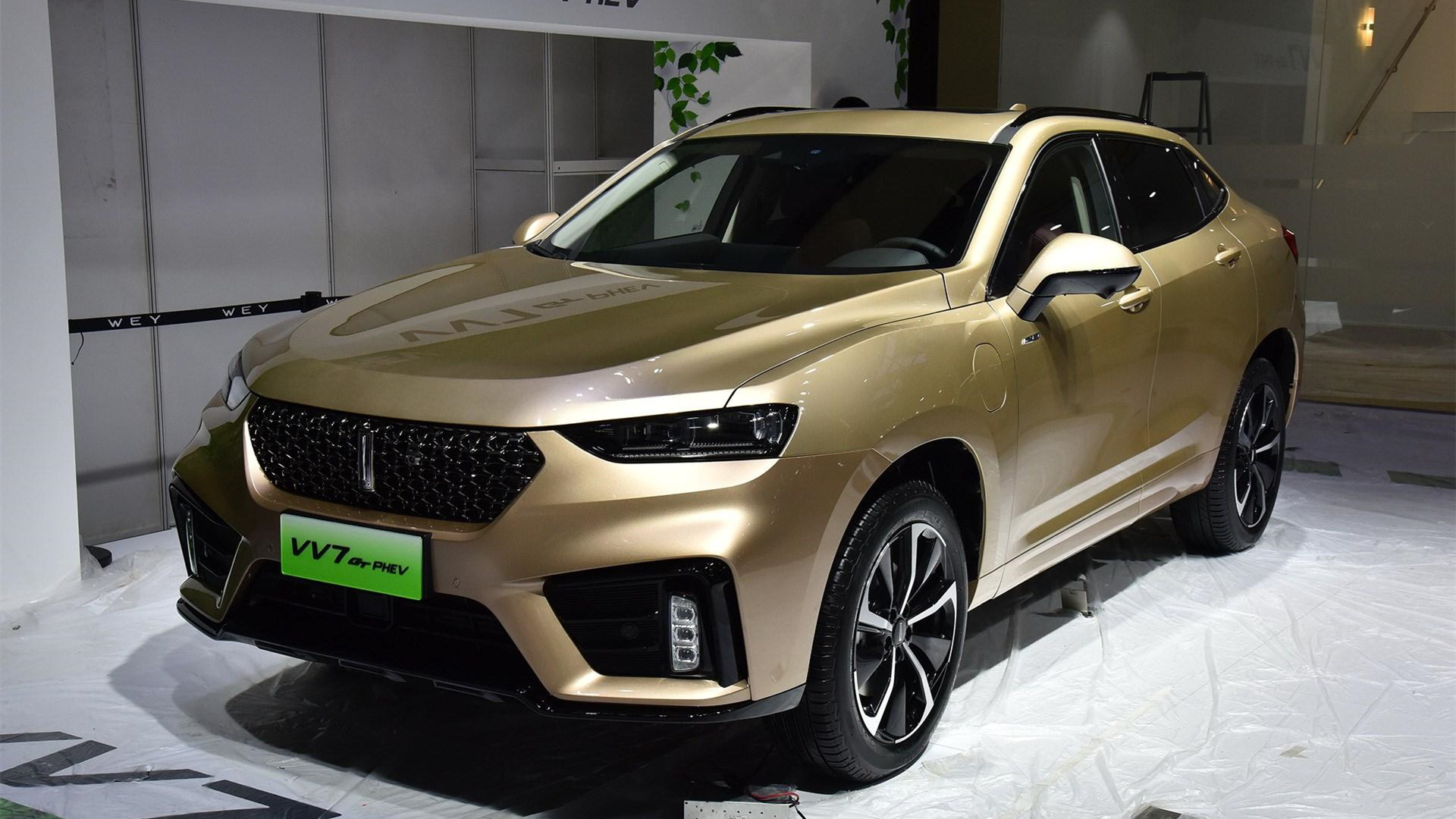 wey vv7 gt新能源版本家用值得买吗?空间够用吗?