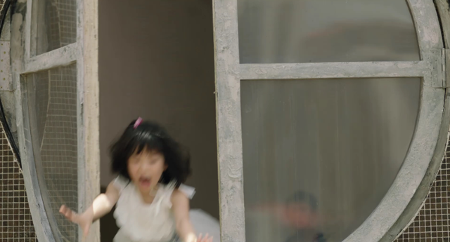 两幼童15楼坠亡案昨开庭！失足掉下还是被生父扔下？警方是这样侦破的休闲区蓝鸢梦想 - Www.slyday.coM