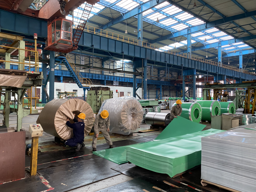 钉钉走进钢铁厂甲子光年