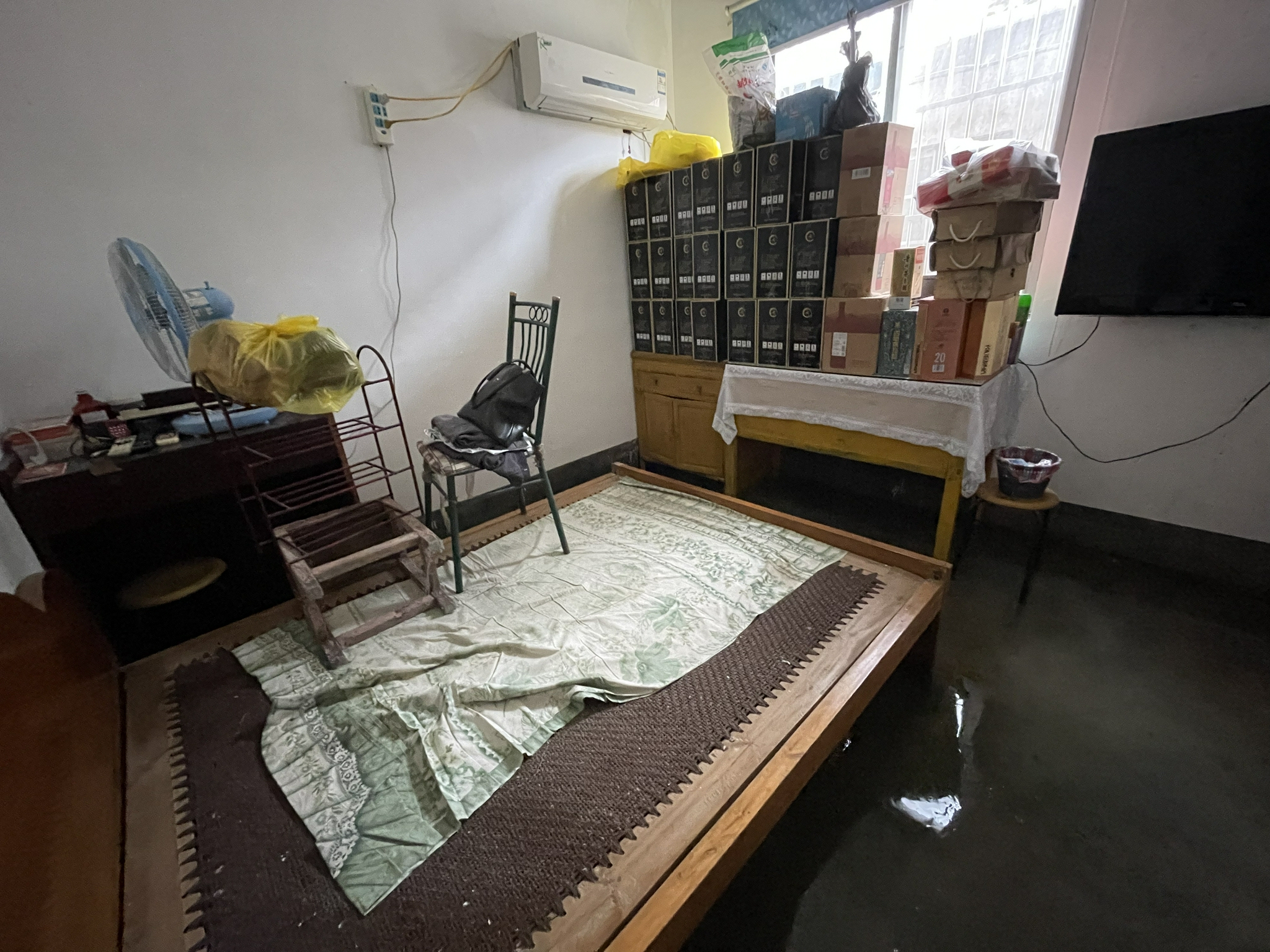 浸泡在水中的房间.新华社记者 郑梦雨 摄