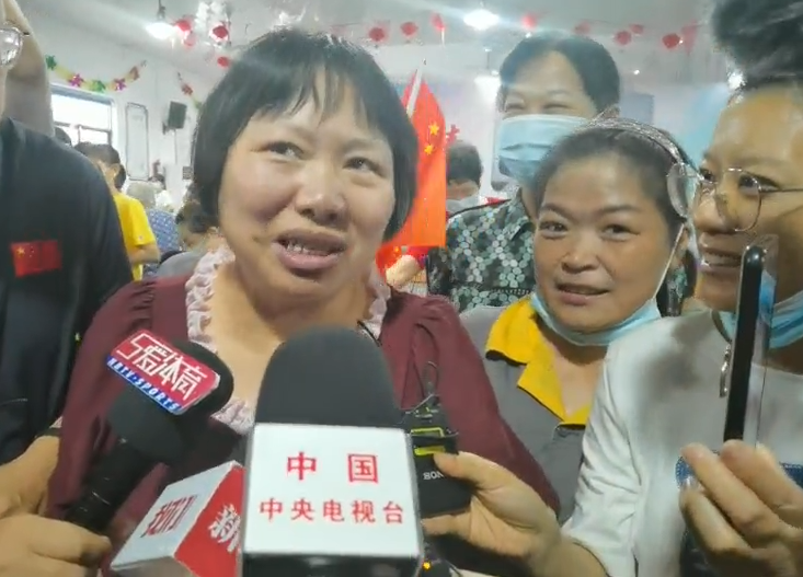 父母为杨倩点赞：看女儿再次夺金，心情依旧紧张休闲区蓝鸢梦想 - Www.slyday.coM