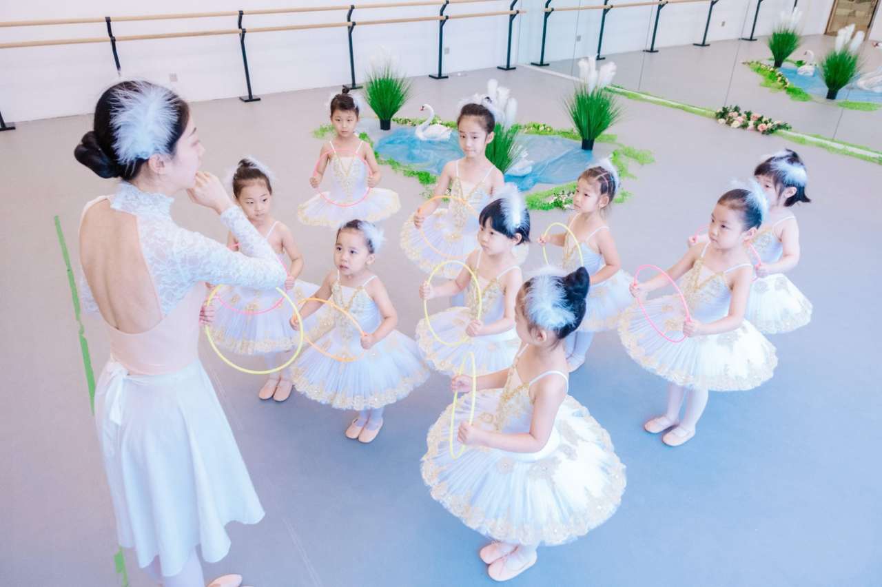 天鹅湖畔重新定义少儿芭蕾启蒙教育