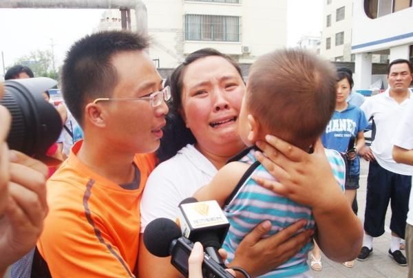 失孤原型的儿子找到了!他最终还是选择养父,网友:如此做法对吗休闲区蓝鸢梦想 - Www.slyday.coM 失孤原型的儿子找到了!他最终还是选择养父,网友:如此做法对吗休闲区蓝鸢梦想 - Www.slyday.coM