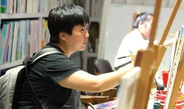 女子3次被父亲烧毁录取通知书,求学路满是艰辛,如今她怎么样了休闲区蓝鸢梦想 - Www.slyday.coM