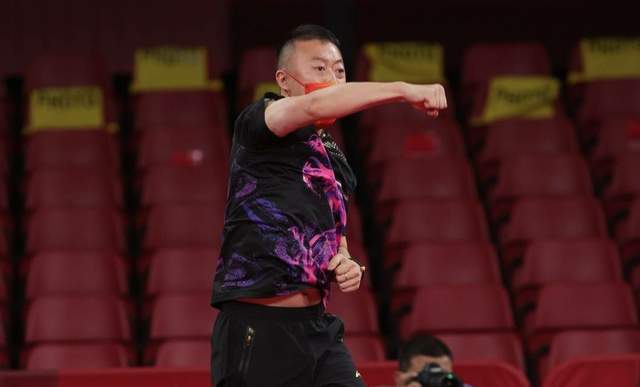 马琳怒吼为陈梦加油！还站起来挥舞双拳，刘国梁更是鼓掌不断休闲区蓝鸢梦想 - Www.slyday.coM