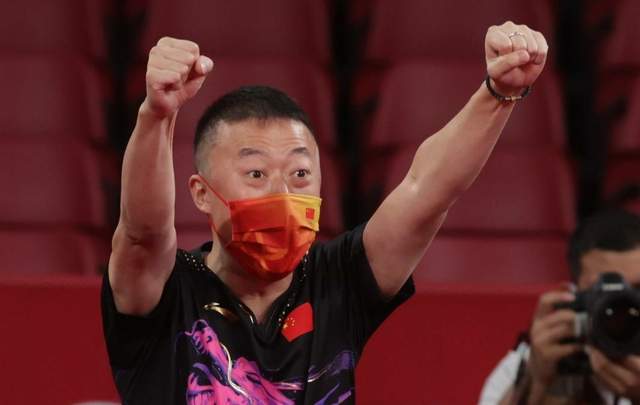 马琳怒吼为陈梦加油！还站起来挥舞双拳，刘国梁更是鼓掌不断休闲区蓝鸢梦想 - Www.slyday.coM