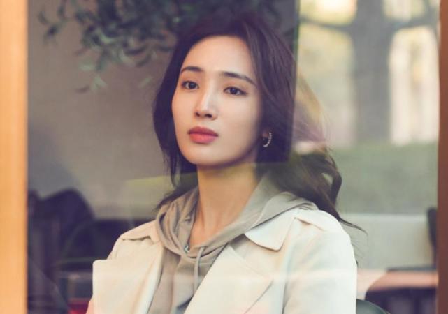 对你的爱很美得不偿失柯雷装破产博同情却不知后院要起火