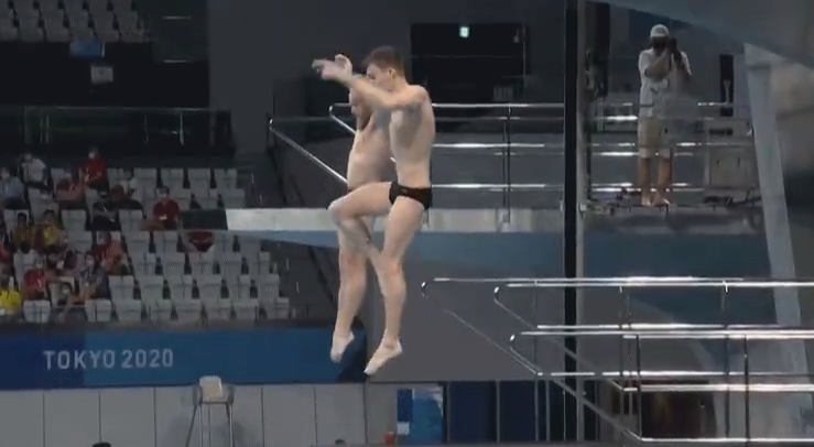 重点失误!俄奥队超高难度尴尬0分,英国跳水“炸鱼”后心态崩了休闲区蓝鸢梦想 - Www.slyday.coM 重点失误!俄奥队超高难度尴尬0分,英国跳水“炸鱼”后心态崩了休闲区蓝鸢梦想 - Www.slyday.coM