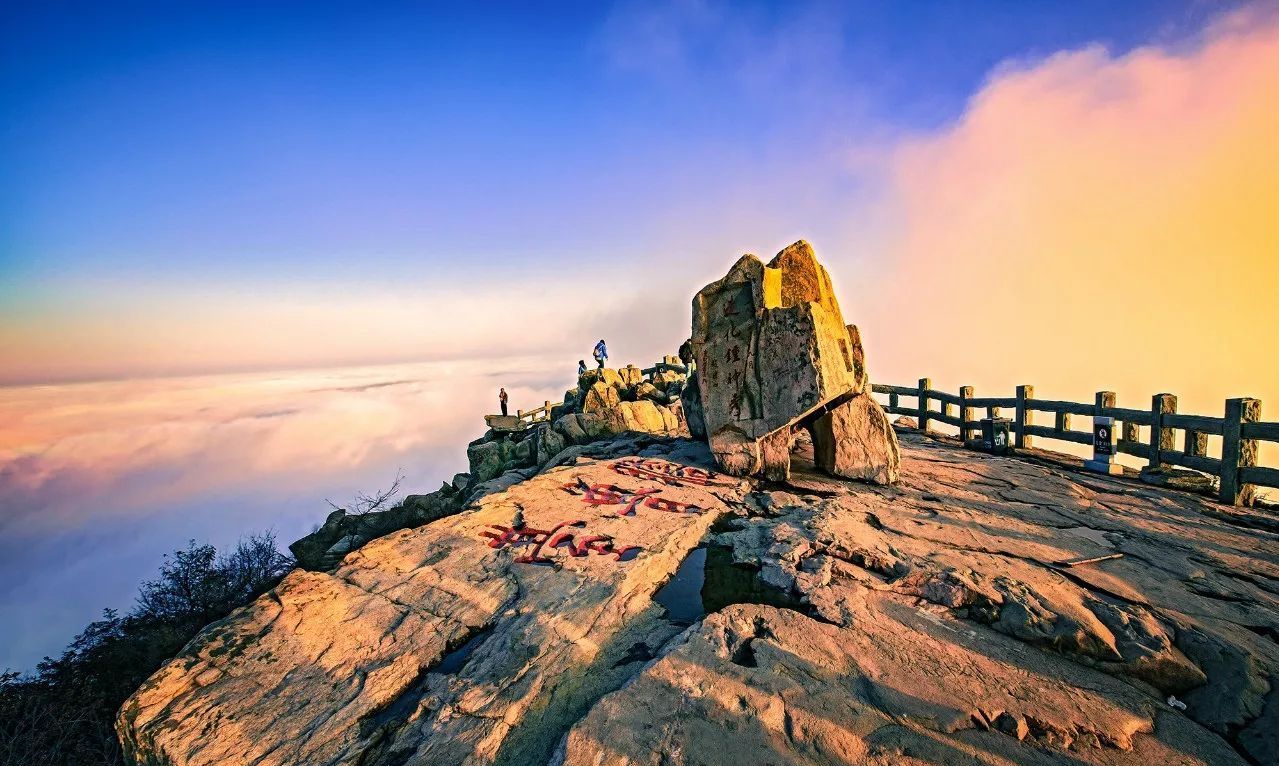 一瓶矿泉水5元,竟然上热搜|泰山|矿泉水|泰山风景区_新浪新闻