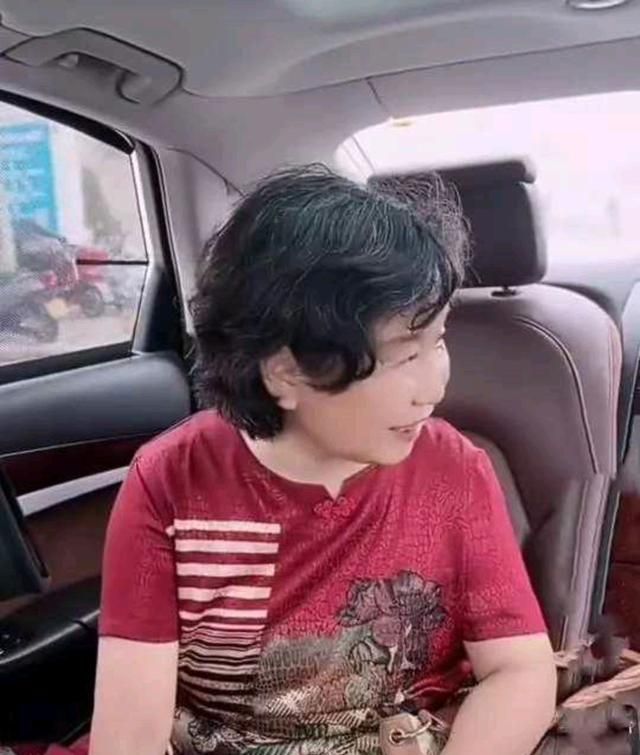 错换人生杜新枝案底被揭开原先是做会计工作许妈真算计不过她