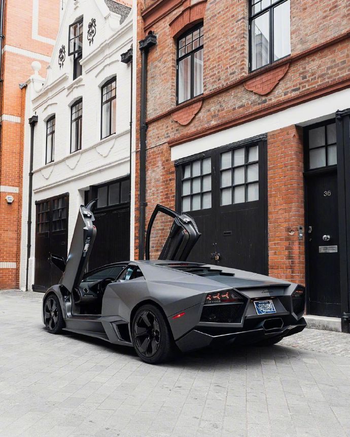 经典车之兰博基尼reventon