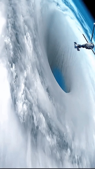 你上当了吗中国空间站拍摄台风烟花的台风眼视频其实是假的