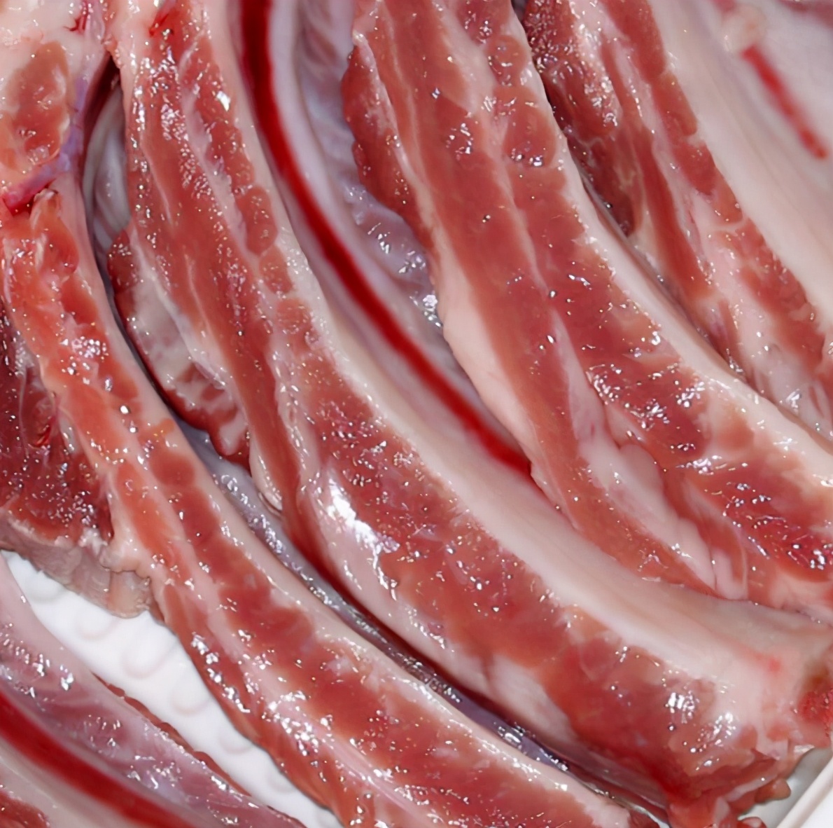 买排骨肉多的好还是肉少的好营养和口感差太多