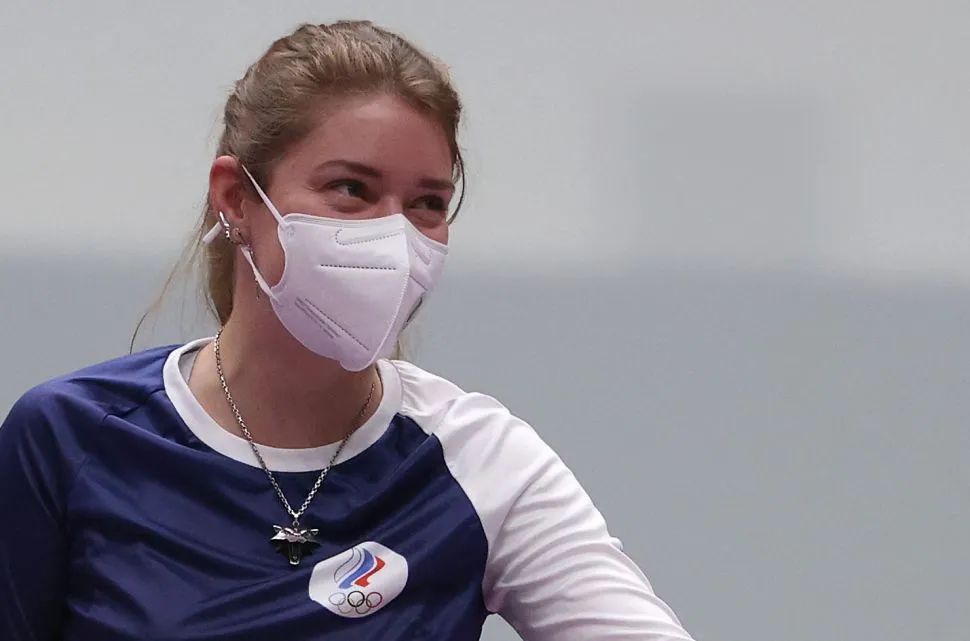 她戴着猎魔人徽章，为俄罗斯夺得了东京奥运会首金休闲区蓝鸢梦想 - Www.slyday.coM