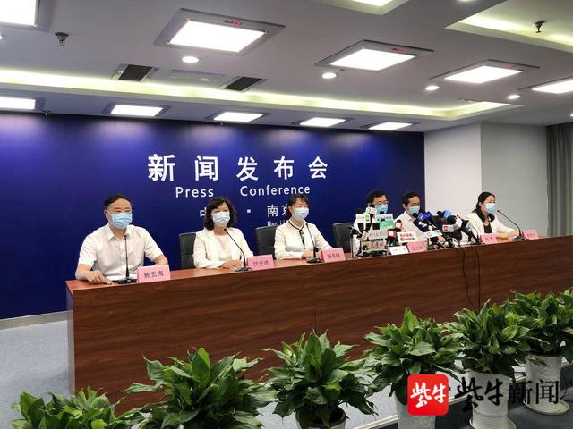 7月27日0休闲区蓝鸢梦想 - Www.slyday.coM