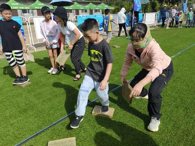 大手拉小手拾忆红军长征路2021年奔跑吧少年儿童青少年主题健身活动