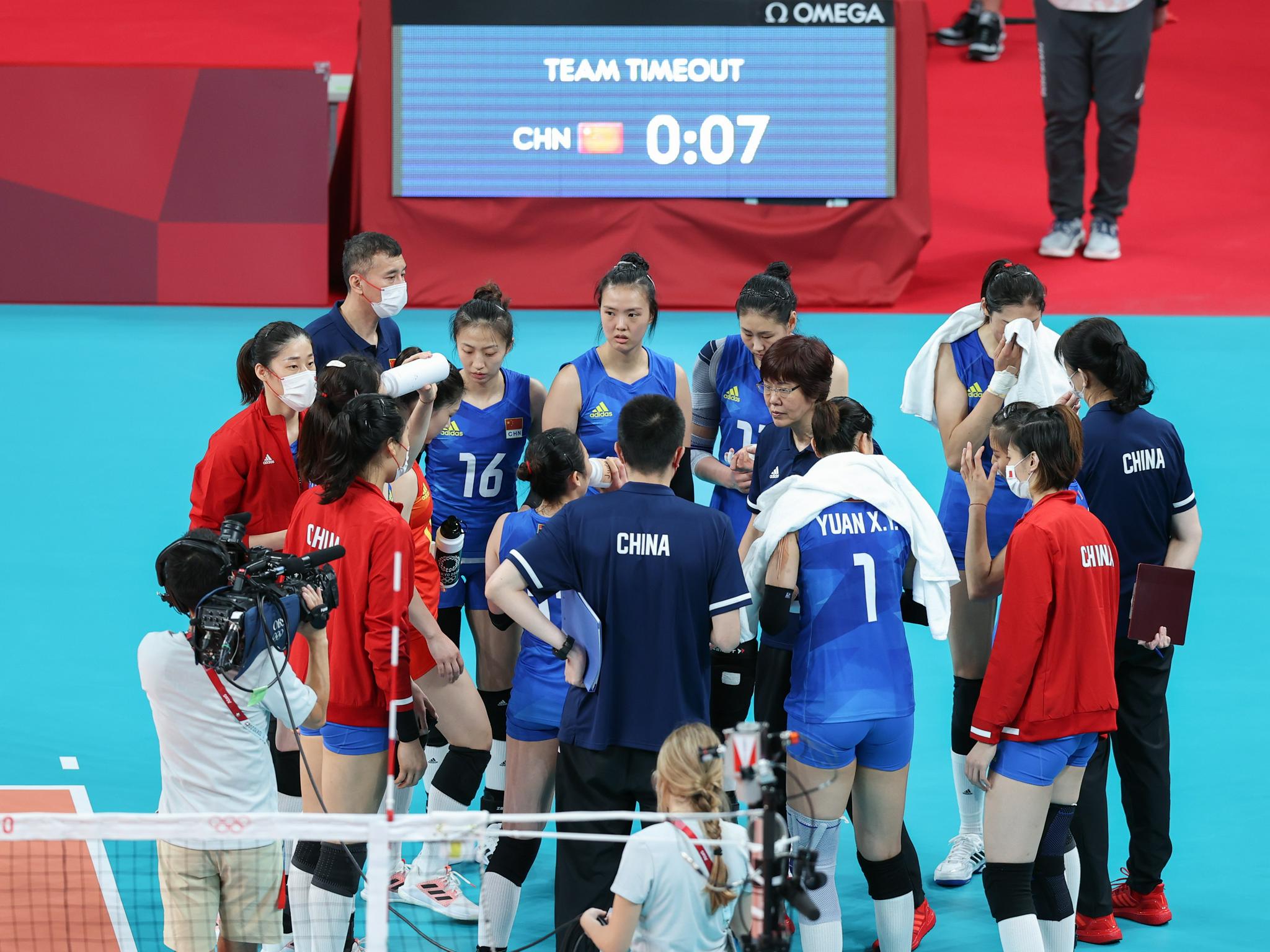 东京奥运会女排综合中国队再遭败绩巴西女排艰难赢球