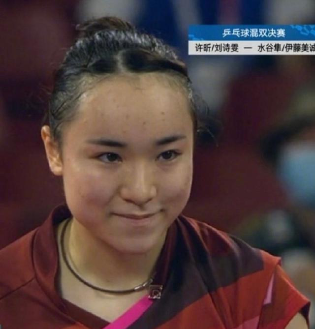 日乒男单全军覆没张本智和鞠躬道歉伊藤美诚被骂笑得太恐怖