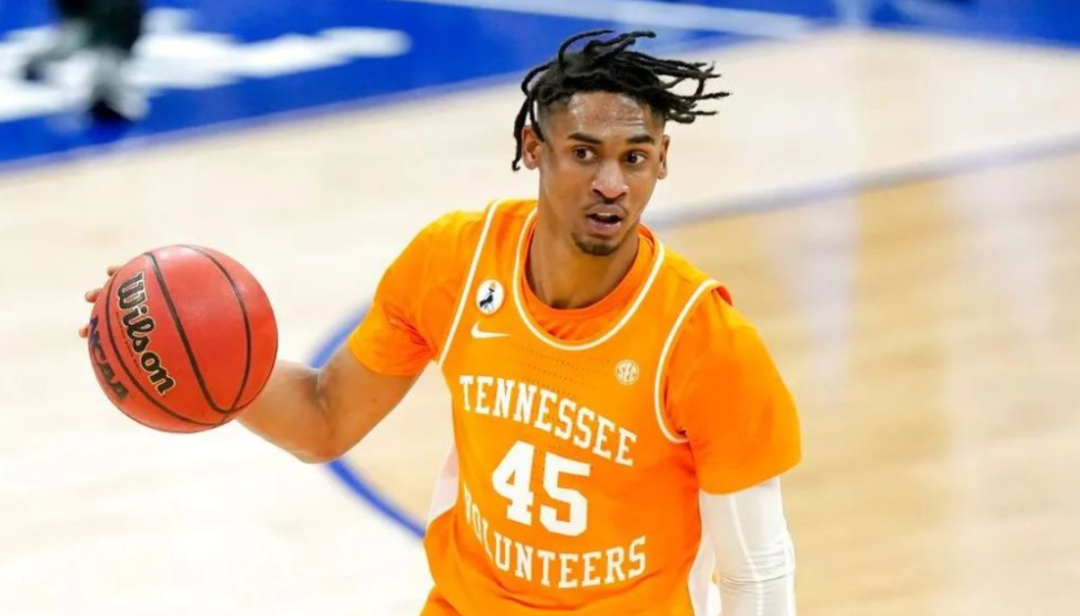 2021选秀报告打破选秀弹跳纪录的男人基恩约翰逊要一飞冲天