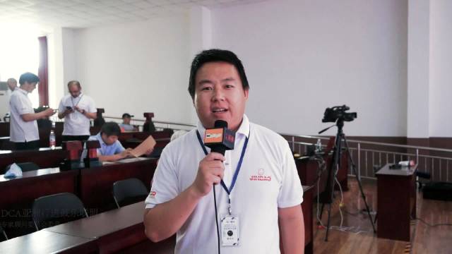 民族打击乐推动者,行进管乐,打击乐编导指挥陈世杰接受媒体采访