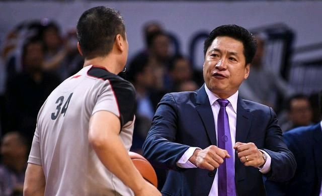 李春江广厦下课原因