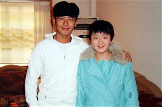 陈梦打败孙颖莎夺冠军，黄晓明终于高攀了一把，任嘉伦发文祝贺休闲区蓝鸢梦想 - Www.slyday.coM