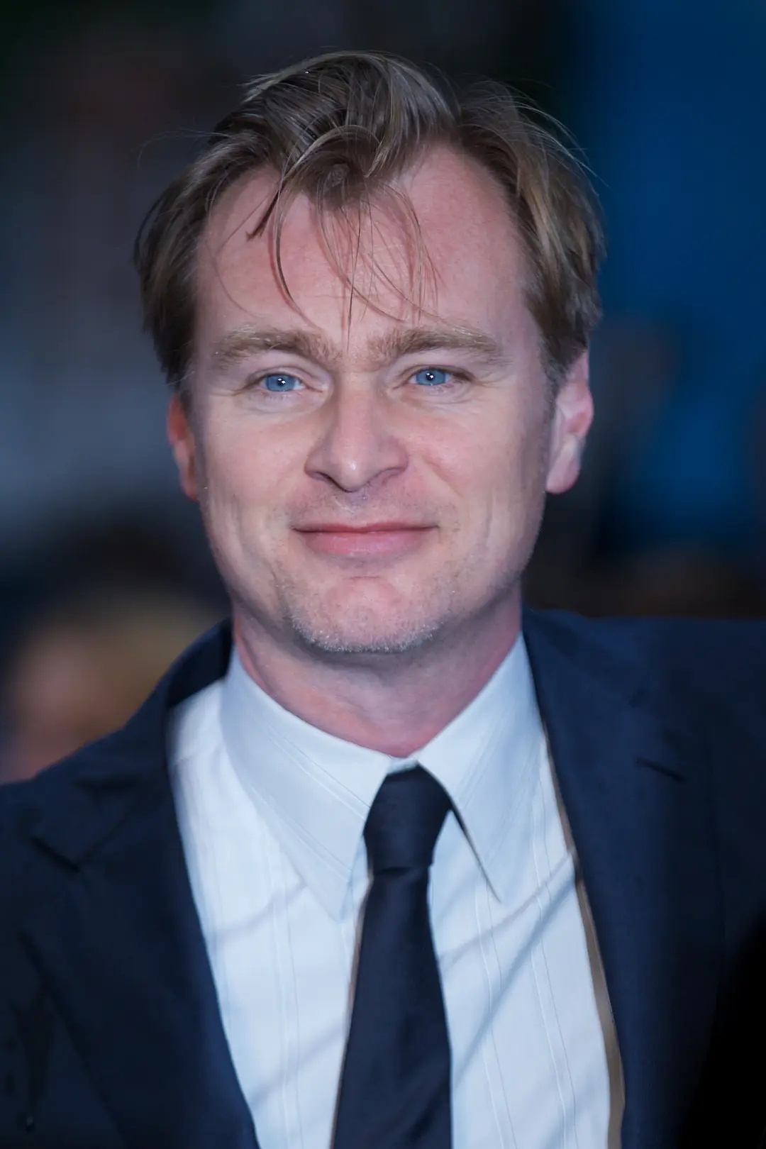 网飞计划招募诺兰与詹妮弗加纳达成合作曾签下斯皮尔伯格公司