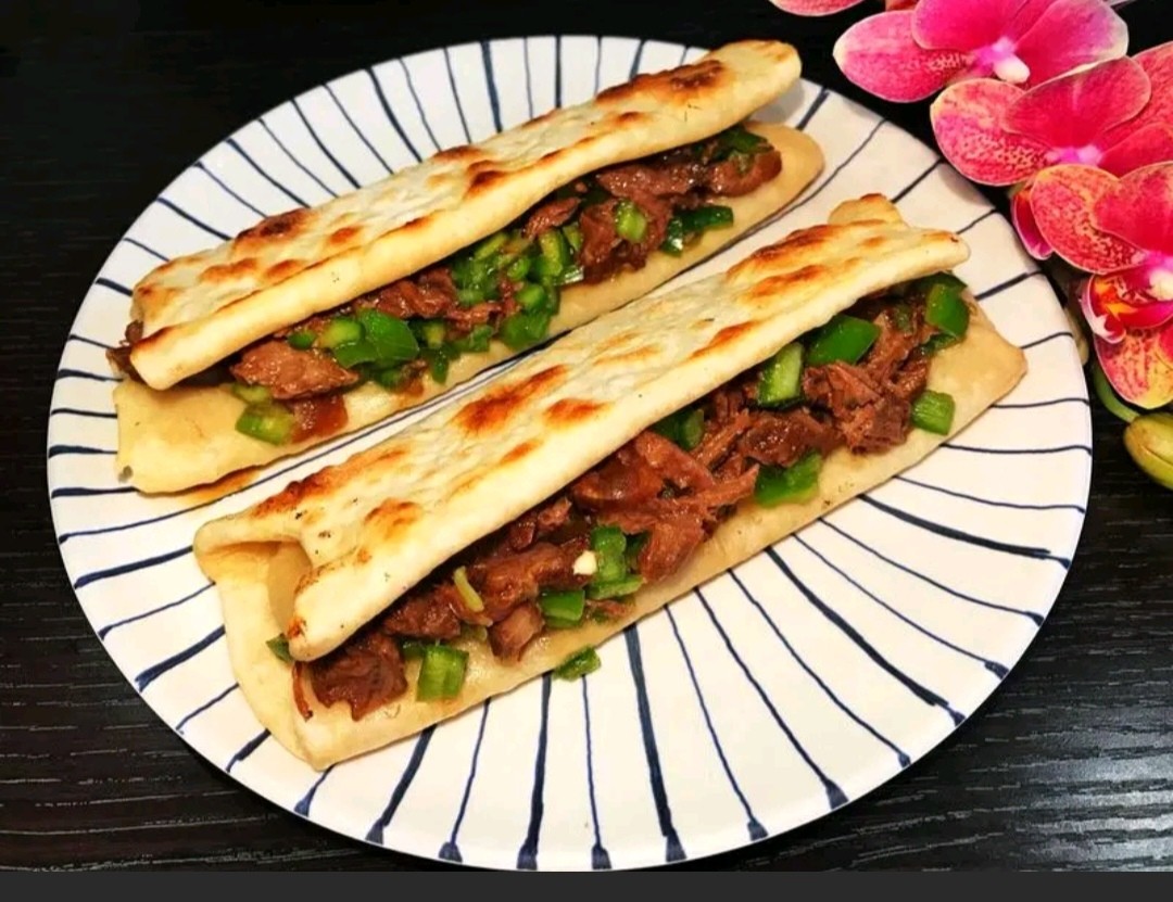 河北特色小吃驴肉火烧我来教你在家做也能做出正宗的味道