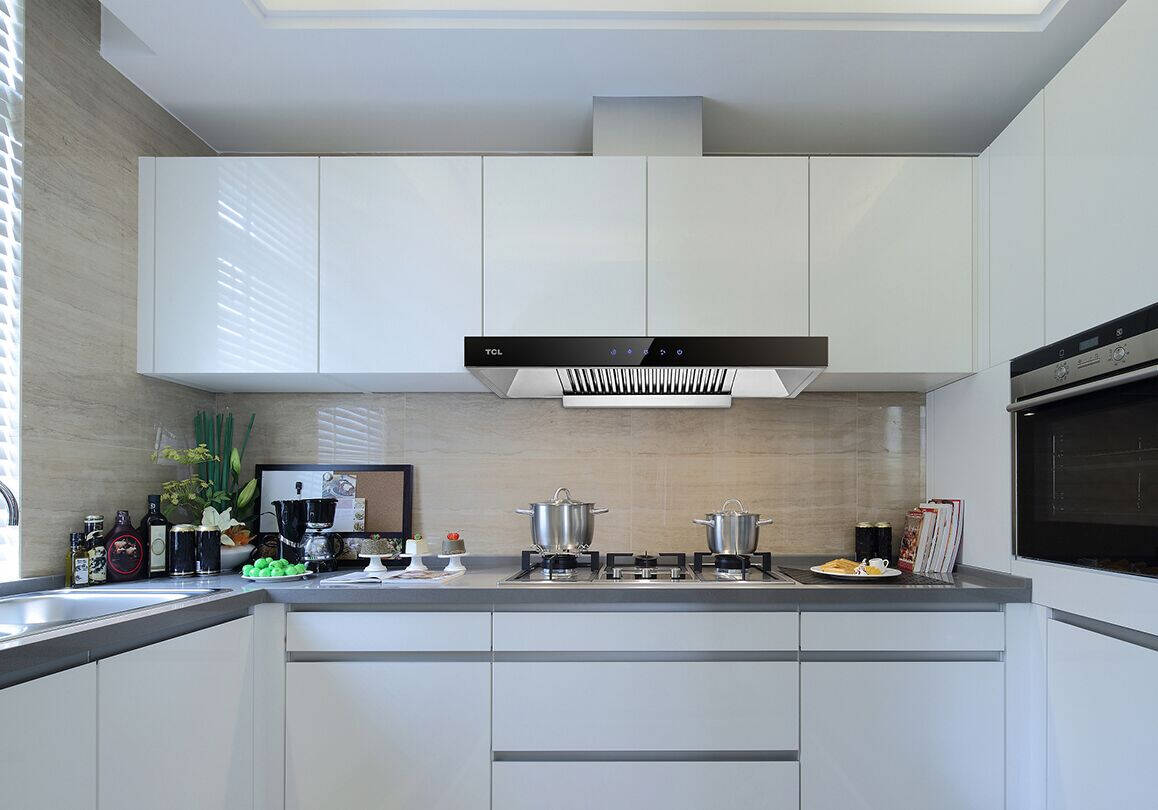 大部分是油烟机的问题,选好油烟机尤为重要