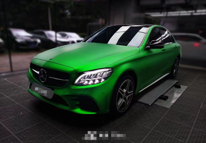 据说绿色是还原自然本真的语言,它就像是一种可以激发生命力的活力