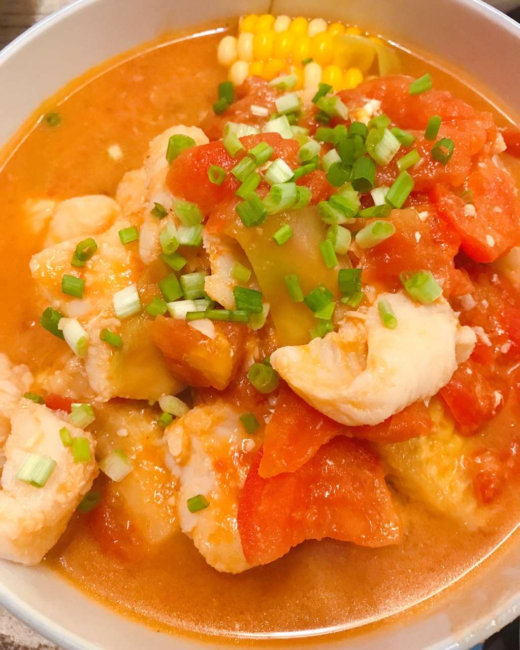 夏天不知道吃什么试试这道番茄豆腐鱼营养高味道好老少皆宜