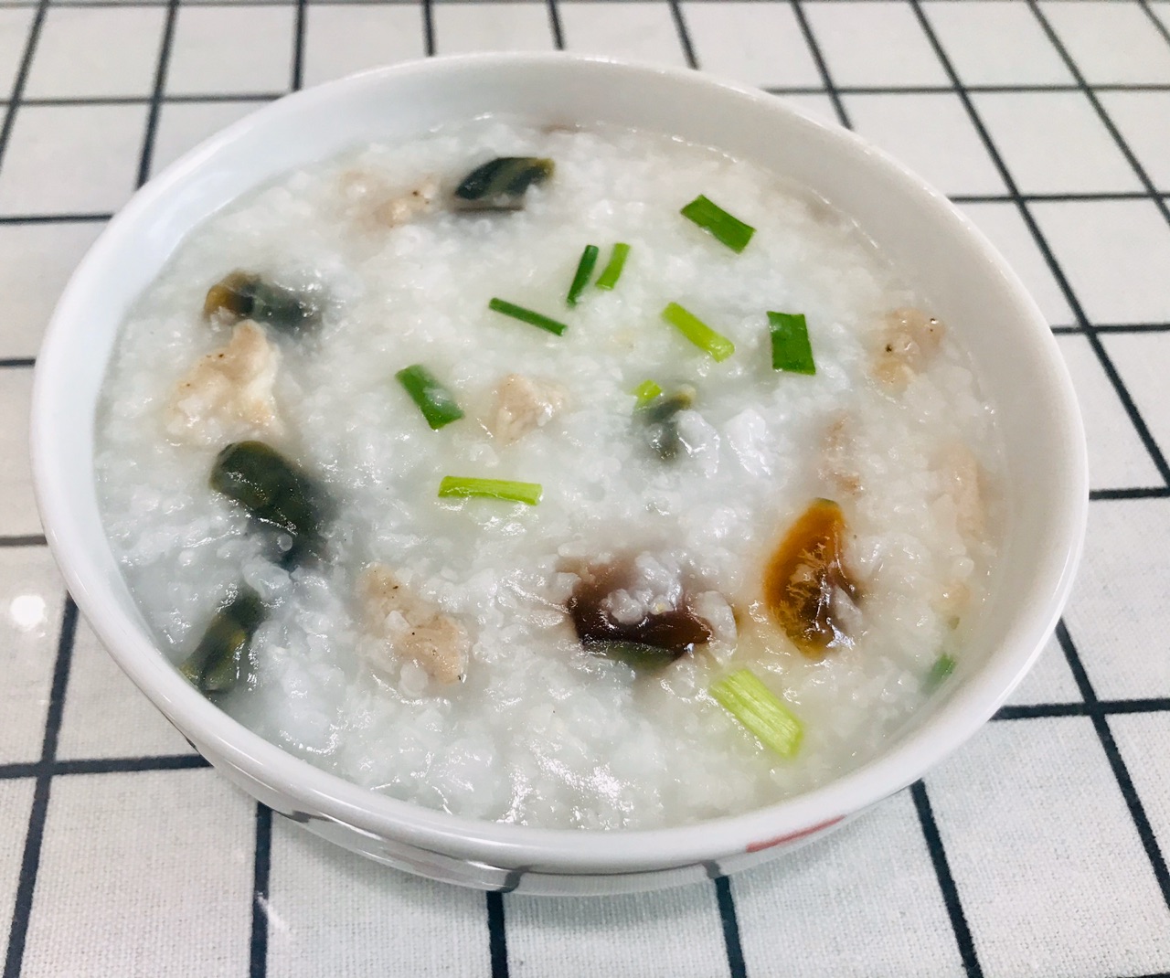 暖心又暖胃的皮蛋瘦肉粥简易做法来了快来围观吧