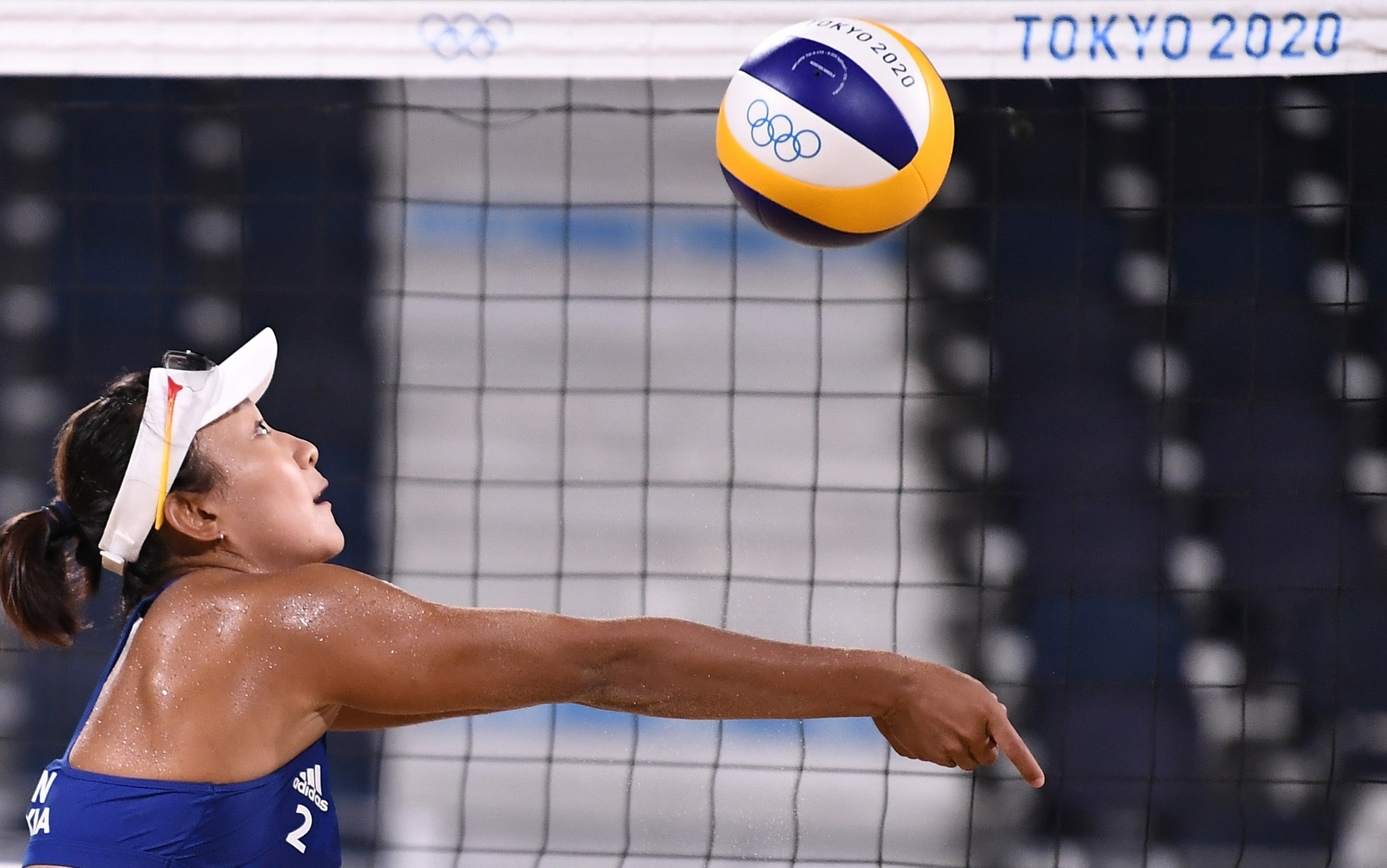 沙滩排球——女子小组赛:中国胜阿根廷|王凡|沙滩排球|中国_新浪新闻