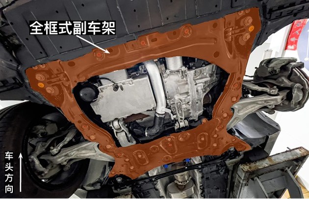 沃尔沃向来以安全著称,这让s60与同级其它车型里有着明显不同的设计