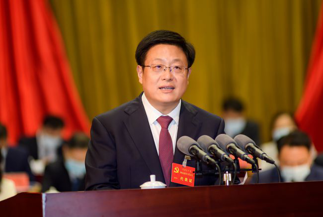 叶冬华同志作报告(央广网发 通讯员供图)