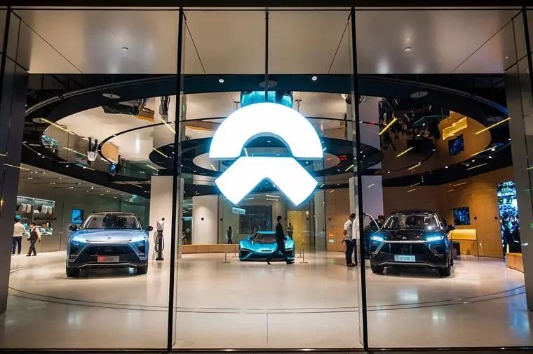 抢人大战开始！新势力开出月薪10W+还是招不到人？休闲区蓝鸢梦想 - Www.slyday.coM