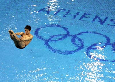 田亮被问跳水的会不会游泳幽默回应不然呢难道跳完用网捞吗