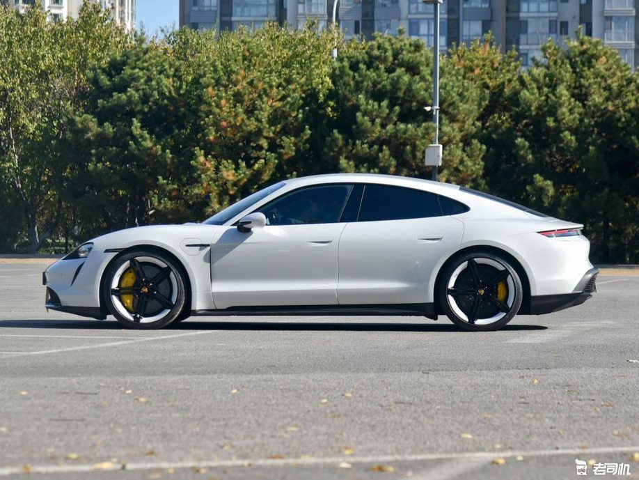 外观内饰配置均未改变2022款保时捷taycan售8880万起