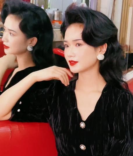 记得不久之前,梦依也被网友曝光过骂人很难听的事情