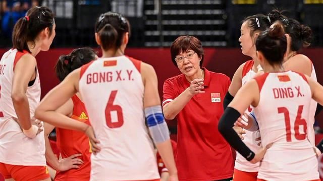 中国女排3连败出线希望渺茫!关键局被打15休闲区蓝鸢梦想 - Www.slyday.coM 中国女排3连败出线希望渺茫!关键局被打15休闲区蓝鸢梦想 - Www.slyday.coM